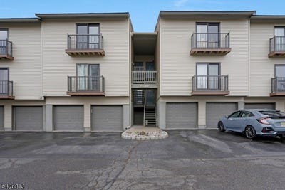 /international/us/206-spruce-hills-dr-glen-gardner-boro-nj-110107546860/