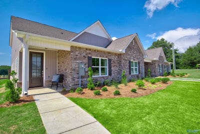/international/us/3207-mcclellan-way-decatur-al-110103203300/