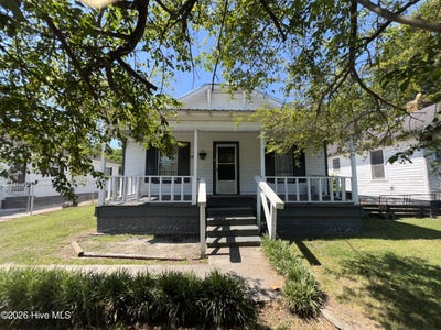 /international/us/702-w-walnut-street-goldsboro-nc-110108205012/