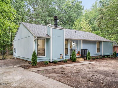 /international/us/14-meadhall-court-durham-nc-110110336065/