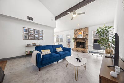 /international/us/7256-coronado-cir-austin-tx-110105725799/