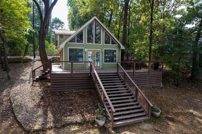 /international/us/104-e-barker-creek-drive-scroggins-tx-110098421067/