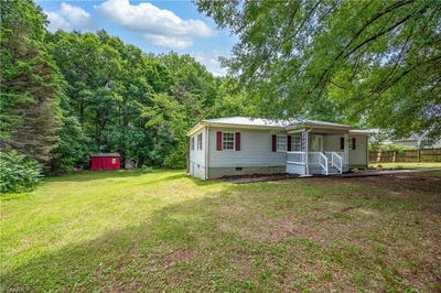 /international/us/4507-us-highway-64-mocksville-nc-110108959319/