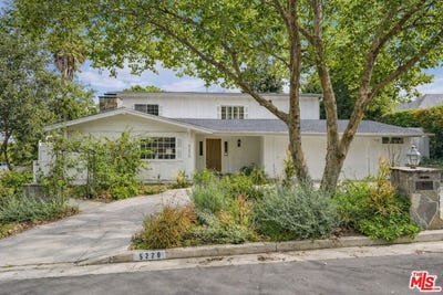 /international/us/5220-melvin-ave-tarzana-ca-110107384156/