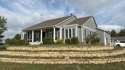/international/us/5676-ne-10th-el-dorado-ks-110108741465/