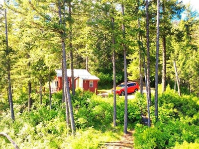 /international/us/3904-e-pine-bay-rd-loon-lake-wa-110108060094/