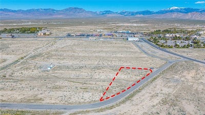 /international/us/1180-s-yuma-street-pahrump-nv-110106178643/