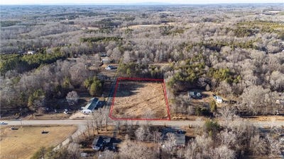 /international/us/us-highway-311-madison-nc-110105952452/