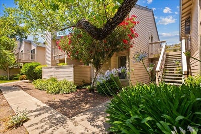 /international/us/411-mission-boulevard-santa-rosa-ca-110109038274/