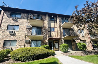 /international/us/322-klein-creek-court-carol-stream-il-110107604309/
