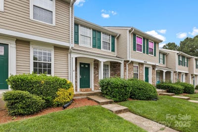 /international/us/9606-vinca-circle-charlotte-nc-110100268065/