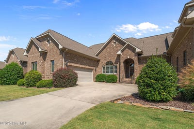 /international/us/7-stanton-circle-pinehurst-nc-110103485341/
