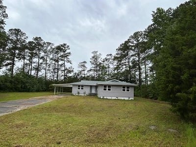 /international/us/321-circle-heights-dr-loris-sc-110120155909/
