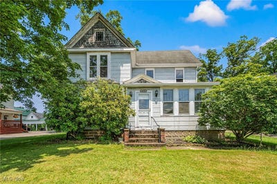 /international/us/13778-spring-street-burton-oh-110100799017/