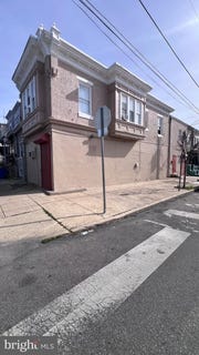 /international/us/228-w-ontario-street-philadelphia-pa-110120487056/
