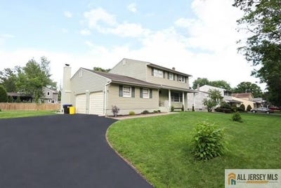 /international/us/56-dutch-road-east-brunswick-nj-110098672734/