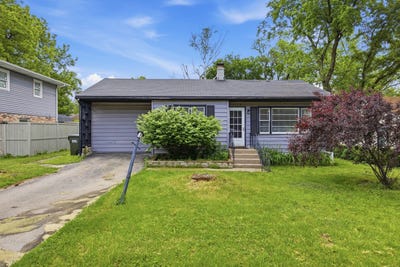 /international/us/1112-spruce-street-lake-in-the-hills-il-110108492021/?lang=pt
