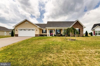 /international/us/lot-583-thoroughbred-terrace-martinsburg-wv-110100470537/