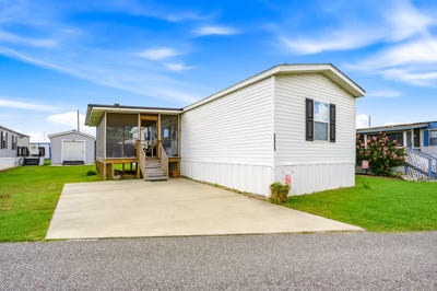 /international/us/1521-tanglewood-ave-north-myrtle-beach-sc-110109767493/