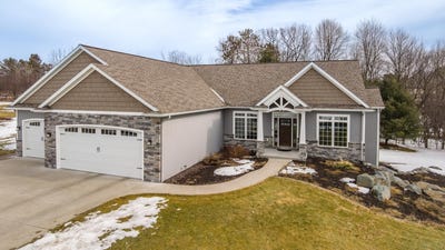 /international/us/7601-stonefield-trail-schofield-wi-110105872003/