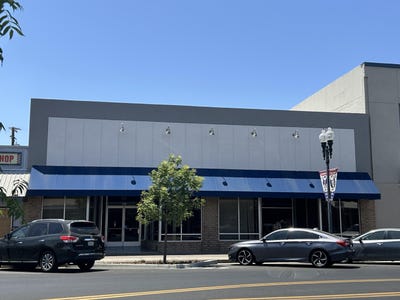 /international/us/119-n-main-street-porterville-ca-110107459039/