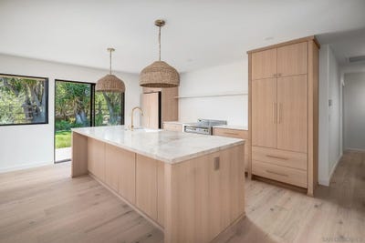 /international/us/16902-via-de-santa-fe-rancho-santa-fe-ca-110107910476/
