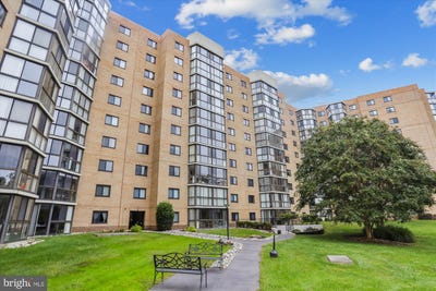 /international/us/3330-n-leisure-world-boulevard-silver-spring-md-110100220087/