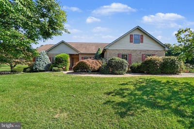 /international/us/17-foxwood-drive-mohrsville-pa-110110349132/