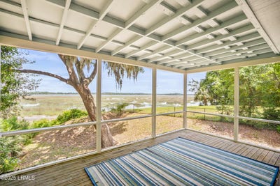 /international/us/1203-laudonniere-street-beaufort-sc-110107610967/