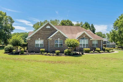 /international/us/1-carnoustie-court-campobello-sc-110096888770/