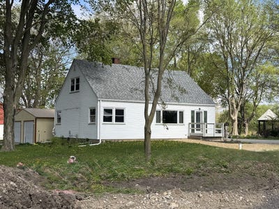 /international/us/6809a-state-route-71-highway-yorkville-il-110107631776/