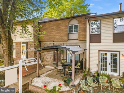 /international/us/12635-oakwood-drive-woodbridge-va-110108587475/