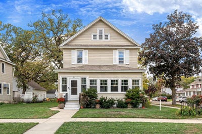 /international/us/911-6th-street-nw-austin-mn-110120553301/
