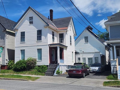 /international/us/217-union-street-bangor-me-110108296431/