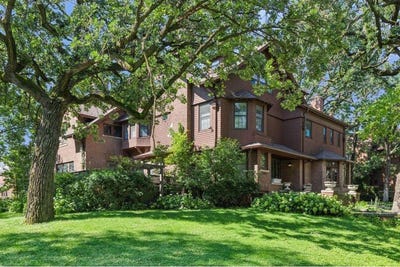 /international/us/2000-irving-avenue-s-minneapolis-mn-110107936937/