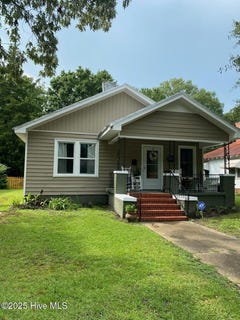 /international/us/414-e-baker-street-tarboro-nc-110100924924/