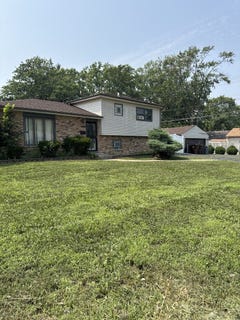/international/us/2900-175th-street-hazel-crest-il-110107416762/