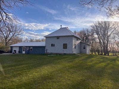 /international/us/636-ward-ave-mchenry-nd-110108015433/