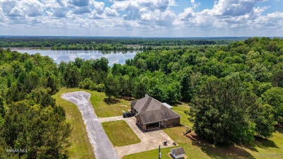 /international/us/406-chimney-rock-drive-alberta-al-110107395081/