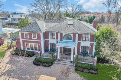 /international/us/13-valley-forge-road-eatontown-nj-110107398688/