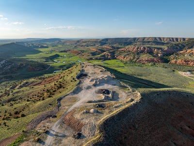 /international/us/102-dallas-dome-road-lander-wy-110100303901/
