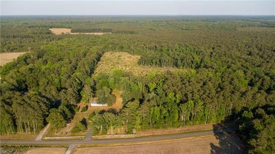 /international/us/15-ac-farys-mill-road-gloucester-va-110108477592/
