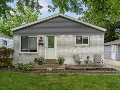 /international/us/1204-s-campbell-road-royal-oak-mi-110100728522/
