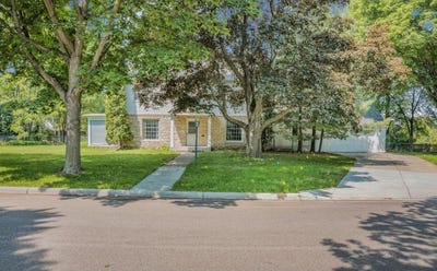 /international/us/130-holly-road-hopkins-mn-110098827649/