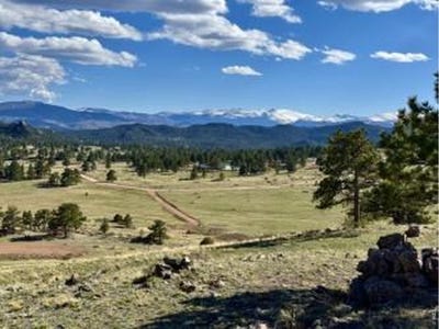 /international/us/red-feather-lake-rd-13-livermore-co-110108425232/