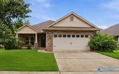 /international/us/402-bay-tree-lane-sw-huntsville-al-110108506039/