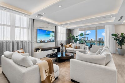 /international/us/3301-ne-183rd-st-aventura-fl-110110320020/