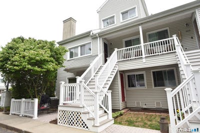 /international/us/510-e-main-street-stratford-ct-110109063471/