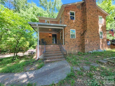 /international/us/3340-silver-stream-road-charlotte-nc-110108229125/