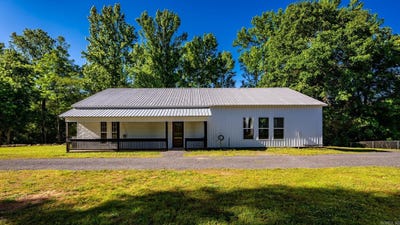 /international/us/210-kemp-street-clinton-ar-110107910524/
